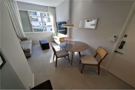 Apartamento com 2 Quartos para alugar, 74m² no Laranjeiras, Rio de Janeiro