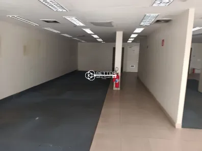Ponto Comercial para venda ou aluguel, 695m² no Centro, Itu