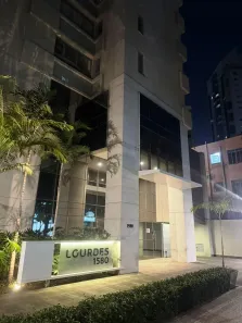 Apartamento com 2 Quartos para alugar, 70m² no Lourdes, Belo Horizonte