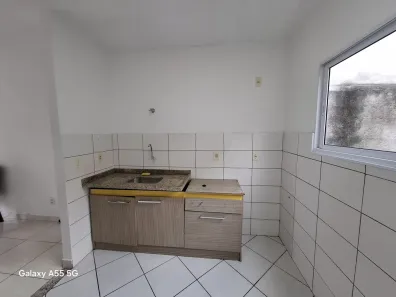 Casa de Condomínio com 2 Quartos para alugar, 58m² no Vila Caputera, Mogi das Cruzes
