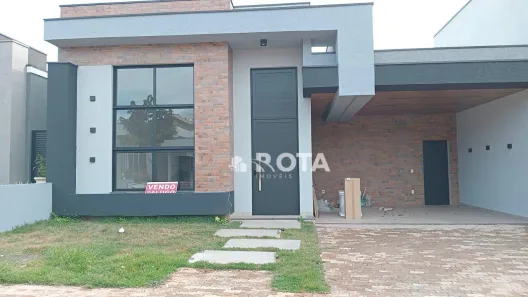 Casa de Condomínio com 3 Quartos para venda ou aluguel, 191m² no Parque Brasil 500, Paulínia
