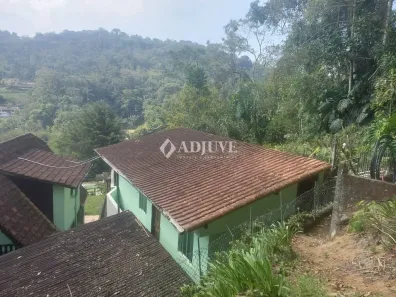 Casa com 1 Quarto para alugar, 40m² no Quarteirão Ingelheim, Petrópolis