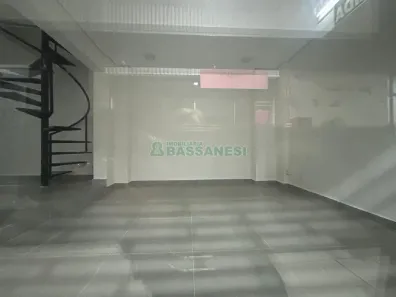 Ponto Comercial à venda, 60m² no Centro, Caxias do Sul