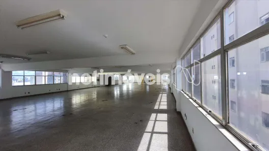 Ponto Comercial para alugar, 502m² no Santa Efigênia, Belo Horizonte