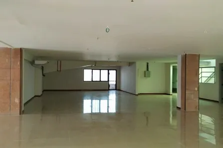 Ponto Comercial para alugar, 545m² no Caminho das Árvores, Salvador