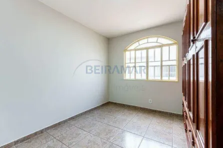 Sobrado com 4 Quartos à venda, 300m² no Areal, Brasília