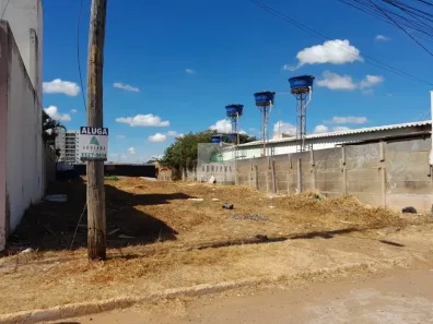 Lote/Terreno para alugar, 10m² no Boa Vista, Anápolis