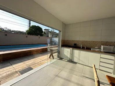Casa com 5 Quartos à venda, 300m² no Balneário Praia do Pernambuco, Guarujá
