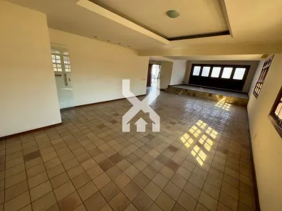 Imóvel Comercial com 7 Quartos para alugar, 640m² no Santa Tereza, Belo Horizonte
