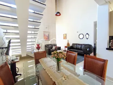 Casa de Condomínio com 3 Quartos à venda, 260m² no Castelo, Tremembé