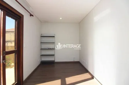 Casa com 4 Quartos para alugar, 280m² no Tanguá, Almirante Tamandaré