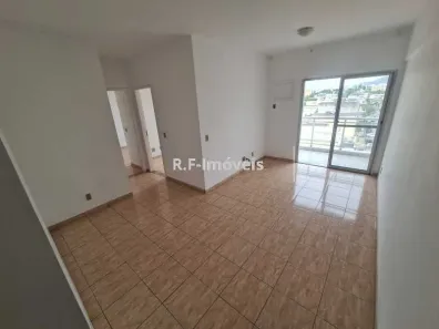 Apartamento com 2 Quartos para alugar, 66m² no Jardim Sulacap, Rio de Janeiro