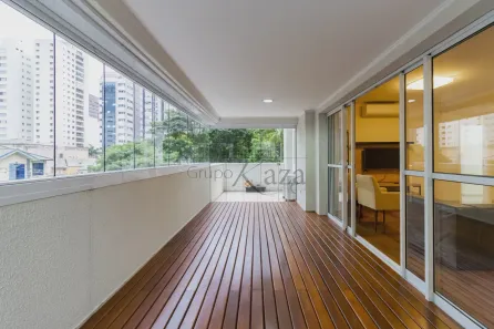 Apartamento com 3 Quartos para alugar, 155m² no Paraíso, São Paulo