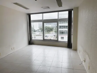 Sala Comercial para alugar, 36m² no Barra Olímpica, Rio de Janeiro