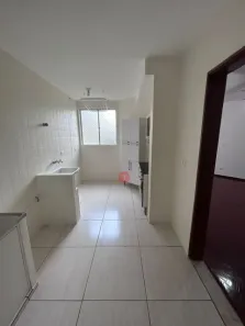 Apartamento com 3 Quartos para alugar, 70m² no Cláudia, Londrina