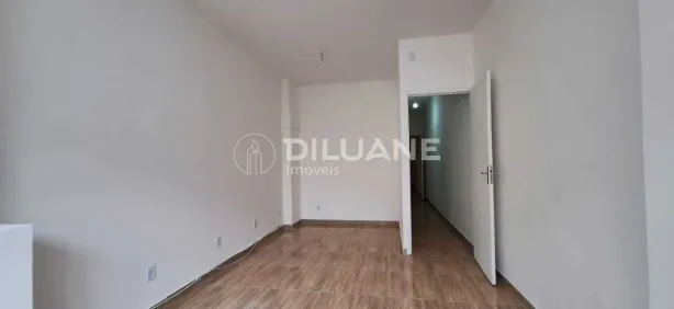 Sala Comercial para venda ou aluguel, 46m² no Copacabana, Rio de Janeiro