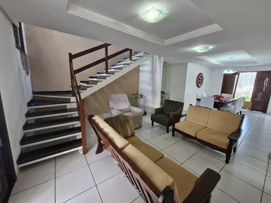 Sobrado com 4 Quartos à venda, 200m² no Neópolis, Natal