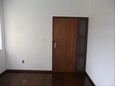 Apartamento com 3 Quartos para alugar, 100m² no Centro, Belo Horizonte