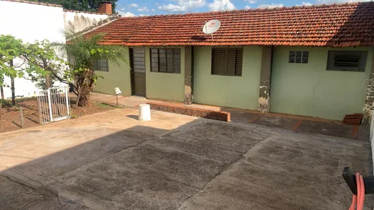 Casa com 3 Quartos à venda, 201m² no Jardim Sao Paulo, Brotas