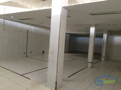 Ponto Comercial para alugar, 240m² no Mares, Salvador