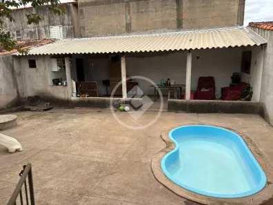 Casa com 3 Quartos à venda, 250m² no Residencial Santa Efigênia, Goiânia