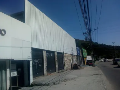 Ponto Comercial para alugar, 240m² no Praça Seca, Rio de Janeiro