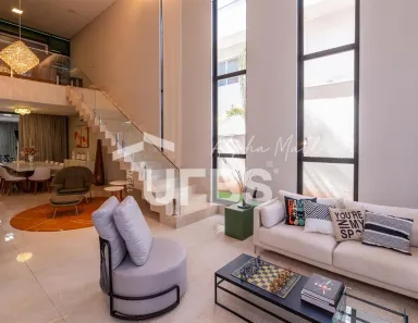 Casa de Condomínio com 4 Quartos à venda, 350m² no Jardins Verona, Goiânia