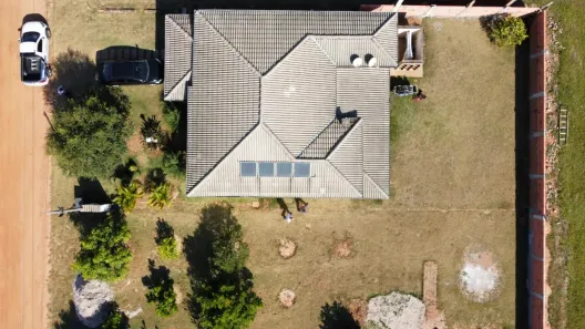 Casa de Condomínio com 3 Quartos à venda, 140m² no Jardim Ninho Verde II, Pardinho