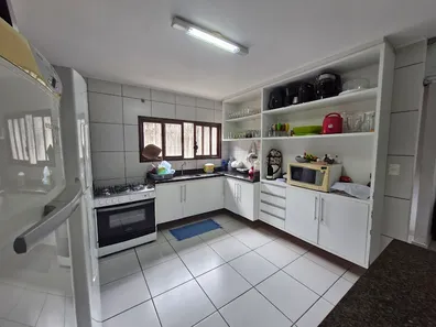Sobrado com 4 Quartos à venda, 200m² no Neópolis, Natal