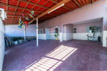Casa com 3 Quartos à venda, 220m² no Setor Leste, Brasília