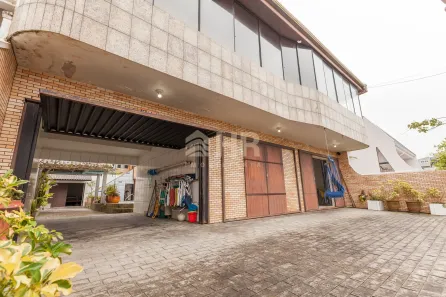 Sobrado com 8 Quartos à venda, 347m² no Betaras, Matinhos