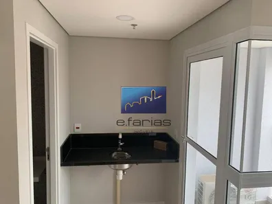 Sala Comercial à venda, 28m² no Centro, Carapicuíba