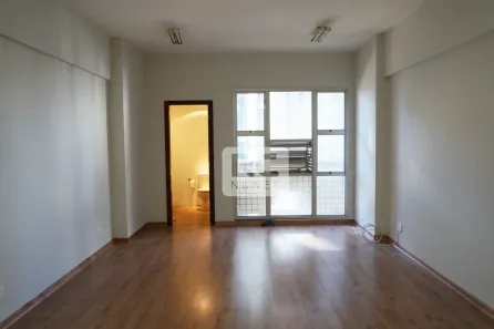 Sala Comercial à venda, 35m² no Lourdes, Belo Horizonte