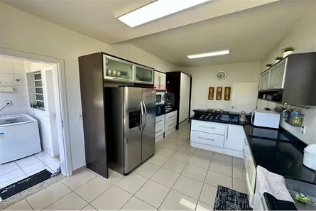 Casa de Condomínio com 4 Quartos para alugar, 291m² no Pinhal, Cabreúva