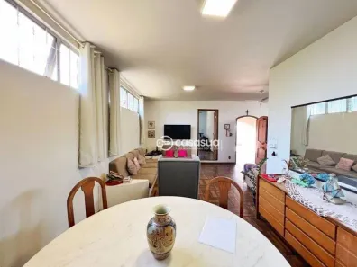 Casa com 4 Quartos à venda, 196m² no Consolação, Rio Claro