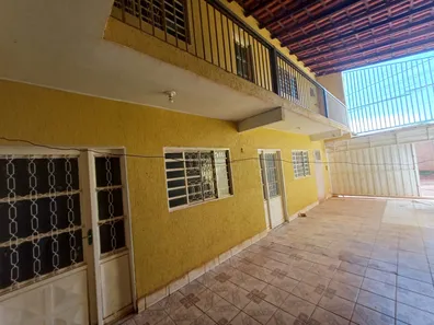 Sobrado com 3 Quartos à venda, 150m² no Setor Habitacional Sol Nascente, Brasília