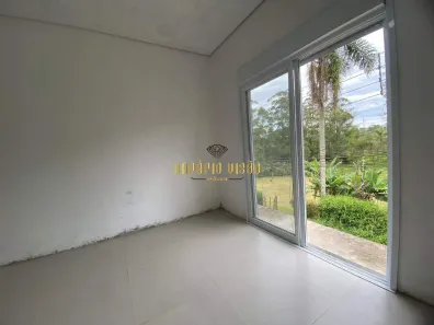 Fazenda/Sítio com 3 Quartos à venda, 185m² no Loteamento Rio Acima, Biritiba Mirim