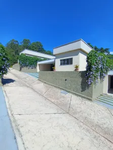 Casa de Condomínio com 3 Quartos para alugar, 193m² no Chácara dos Junqueiras, Carapicuíba