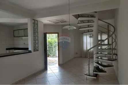 Casa com 3 Quartos à venda, 279m² no Centro, Cosmópolis