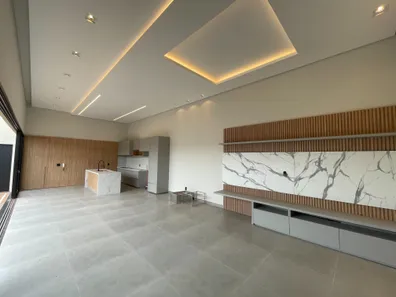 Casa de Condomínio com 3 Quartos à venda, 402m² no Centro, Piratininga
