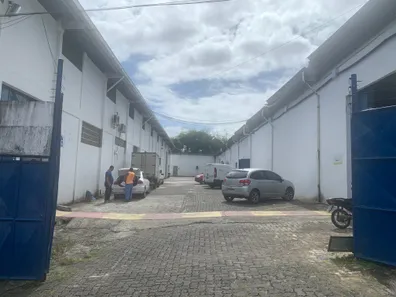 Galpão/Depósito/Armazém para alugar, 300m² no Caminho das Árvores, Salvador