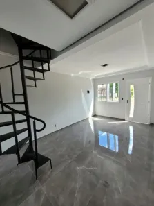 Sobrado com 2 Quartos à venda, 61m² no Jardim do Bosque, Cachoeirinha