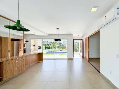 Casa de Condomínio com 3 Quartos para alugar, 256m² no Monte Alegre, Vinhedo