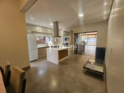 Casa com 3 Quartos à venda, 256m² no Alto da Boa Vista, Brasília