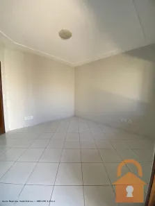 Sobrado com 3 Quartos para alugar, 104m² no Centro, Campo Mourão