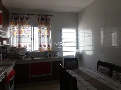 Casa com 2 Quartos à venda, 120m² no Jardim São Carlos, Rio das Pedras