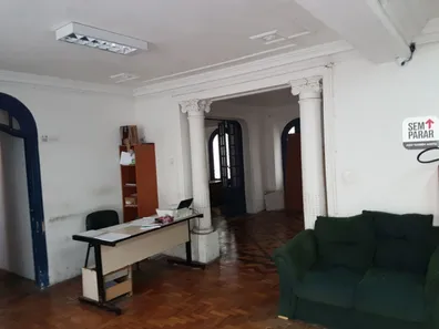 Imóvel Comercial com 8 Quartos para alugar, 400m² no Leme, Rio de Janeiro