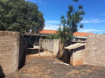Casa com 4 Quartos à venda, 180m² no Centro, Araraquara