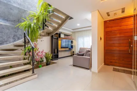 Sobrado com 3 Quartos à venda, 105m² no Parque da Matriz, Cachoeirinha
