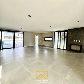 Sobrado com 4 Quartos à venda, 252m² no Distrito Industrial, Cachoeirinha
